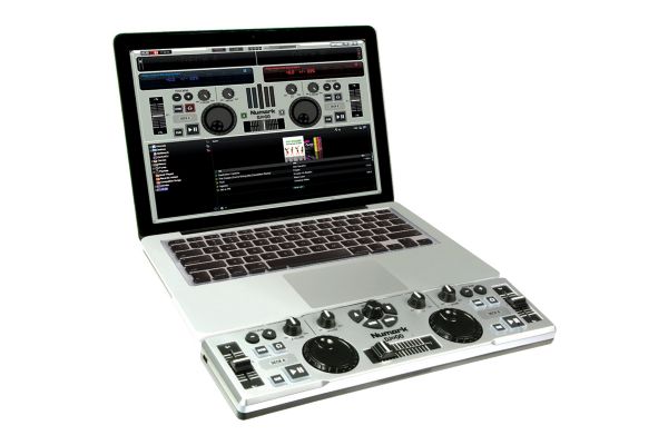 Table mixage numark dnu dj2go - 20% de remise immédiate avec le code : cool20 (photo) Table mixage numark dnu dj2go - 20% de remise immédiate avec le code : cool20 (photo)